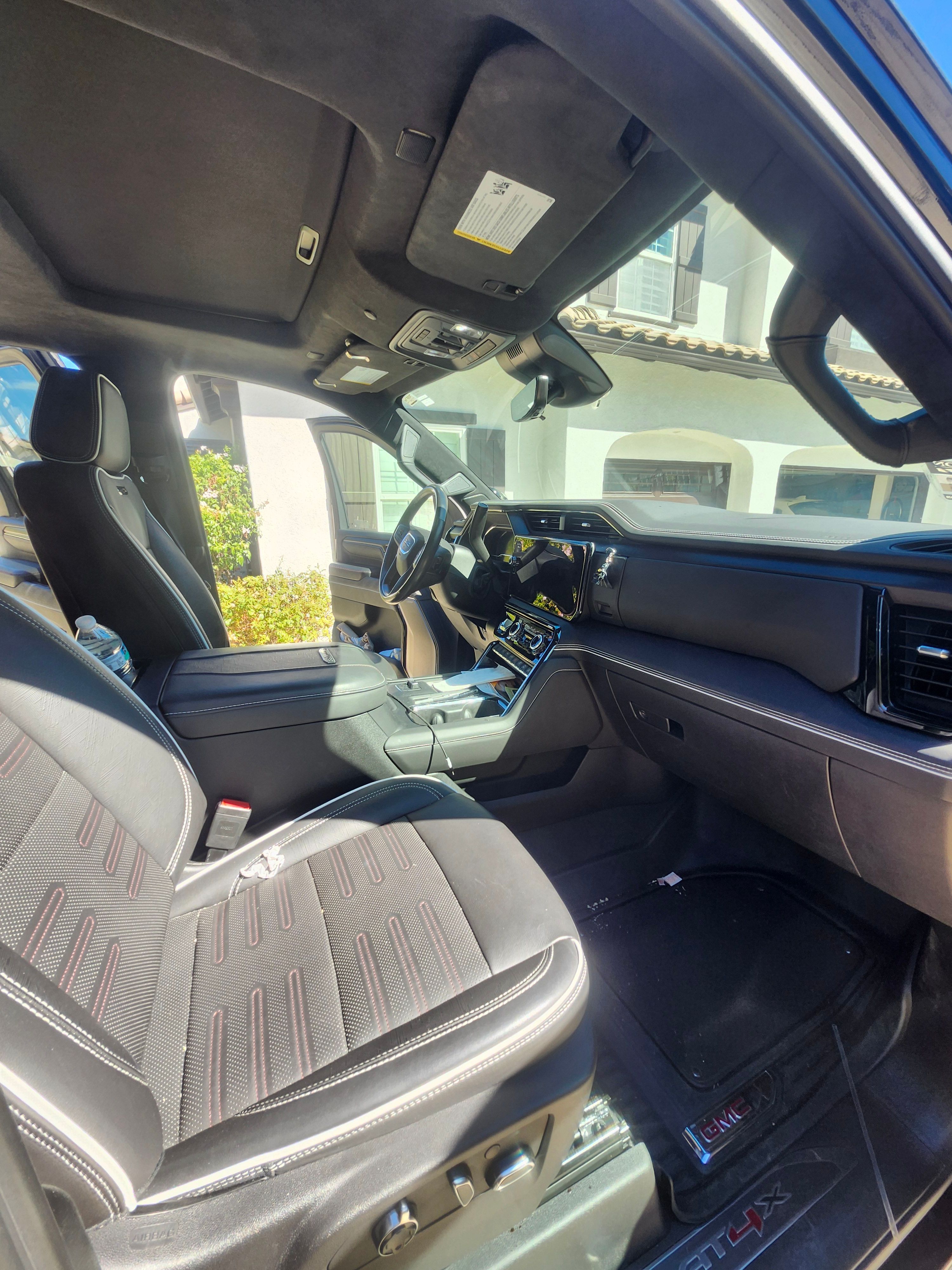 Used 2024 GMC Sierra 2500 AT4X AWD/4WD image 12
