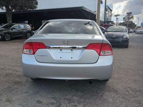 Used 2010 Honda Civic LX image 2