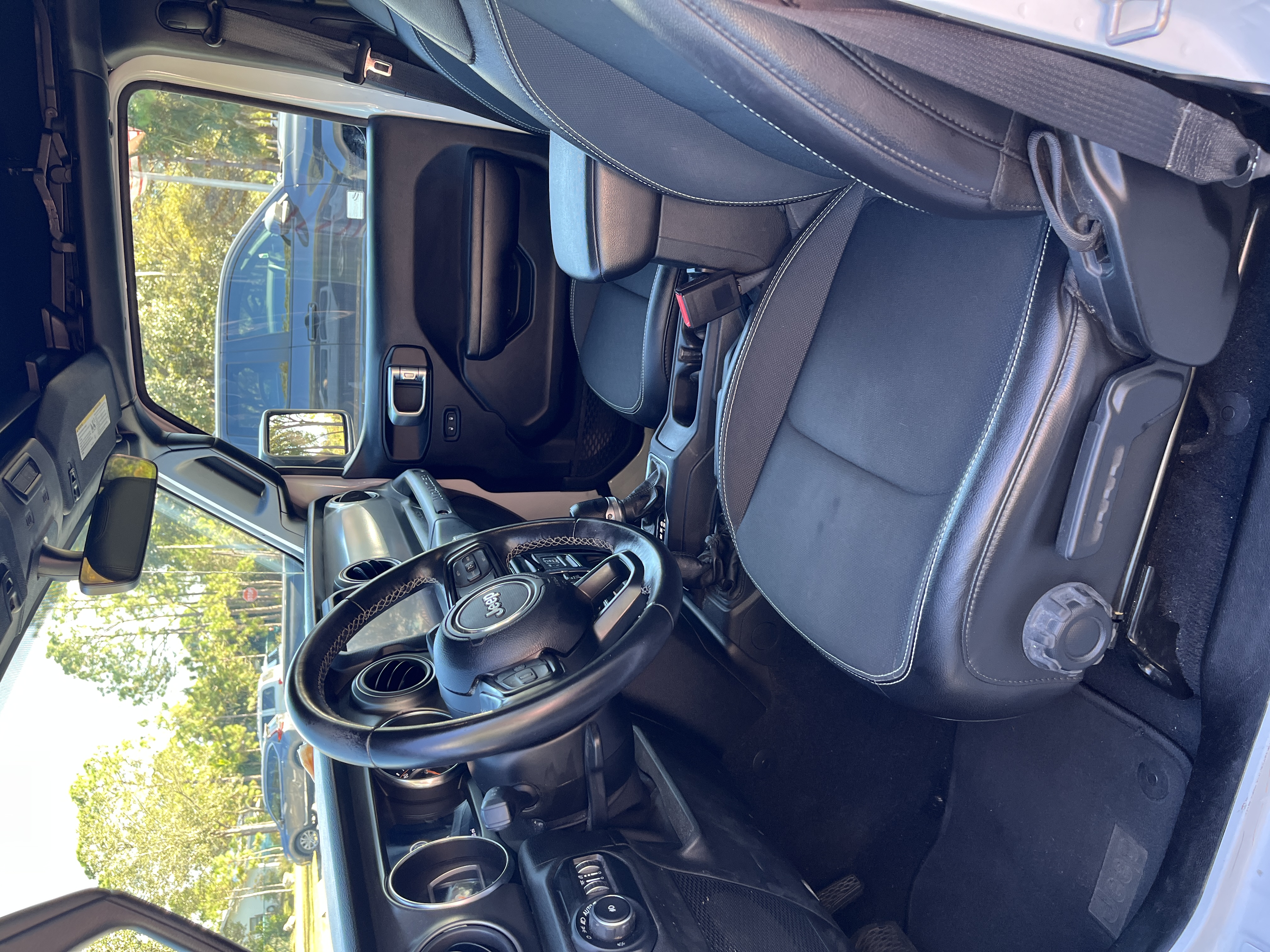 Used 2021 Jeep Wrangler Unlimited Sport AWD/4WD image 19