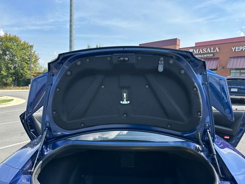 Used 2015 Nissan GT-R Premium image 16