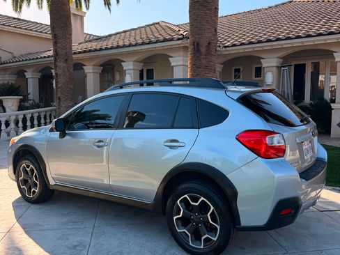 Used 2013 Subaru XV Crosstrek 2.0i Limited AWD/4WD image 6