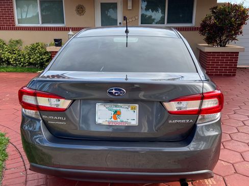 Used 2020 Subaru Impreza 2.0i image 5