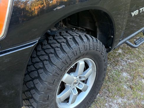 Used 2012 Nissan Titan S image 4