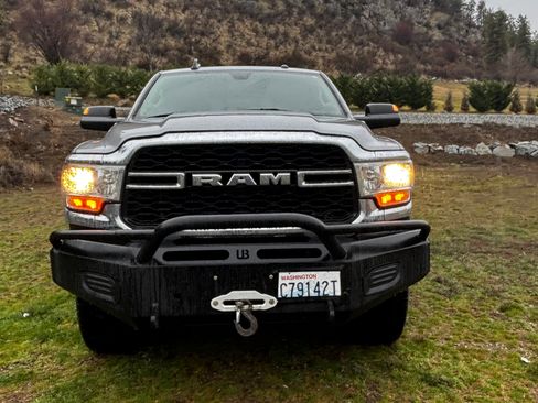 Used 2019 RAM 3500 Tradesman image 2