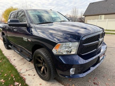 Used 2017 RAM 1500 Express image 12