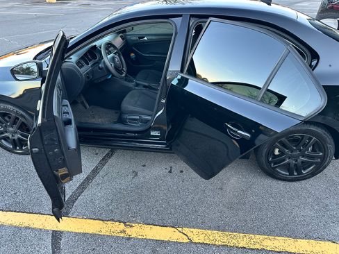 Used 2015 Volkswagen Jetta S w/ Welcome Package image 5