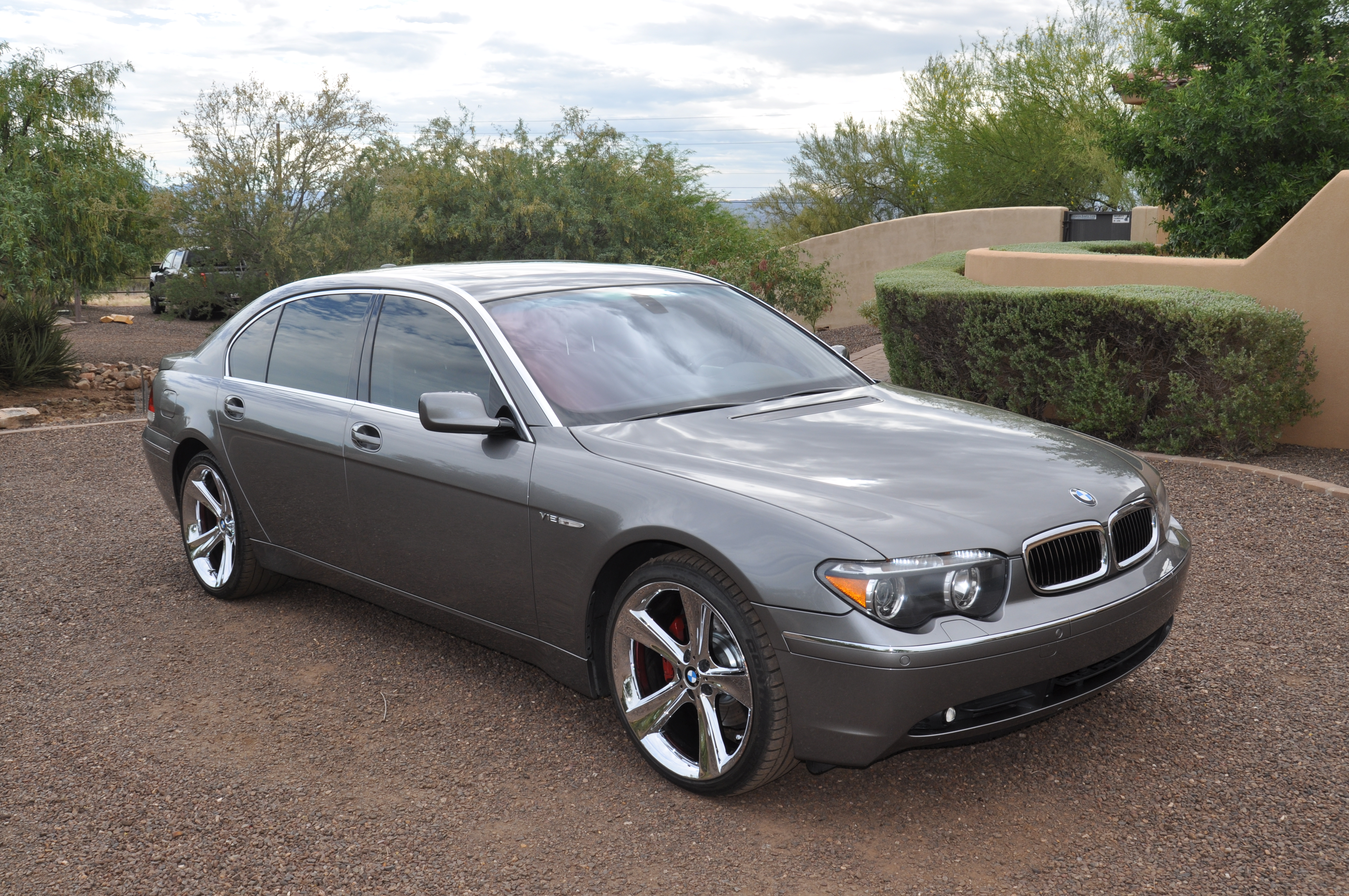 Used 2004 BMW 760Li RWD image 1