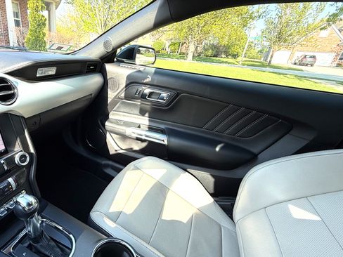 Used 2015 Ford Mustang GT Premium w/ Equipment Group 401A image 9