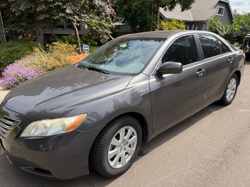 Used 2008 Toyota Camry Hybrid w/ Upgrade Pkg w/ Navigation FWD image 11