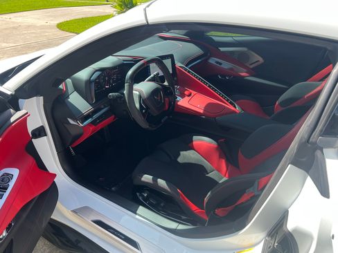 Used 2025 Chevrolet Corvette Z06 w/ Z07 Performance Package RWD image 28