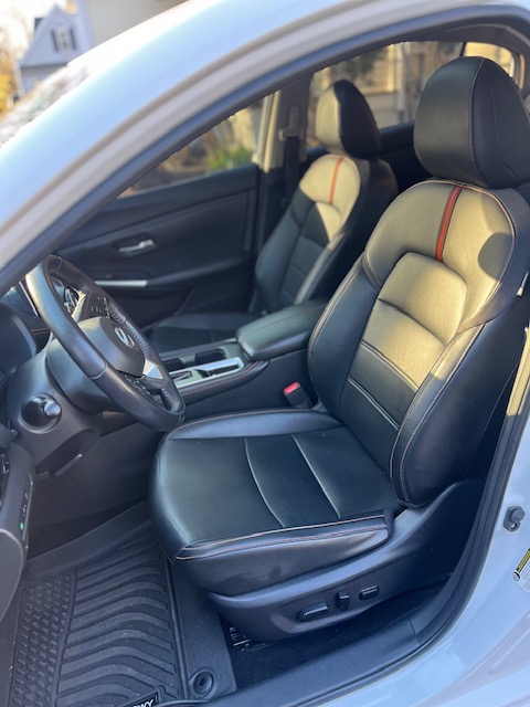 Used 2020 Nissan Sentra SR w/ Premium Package FWD image 12