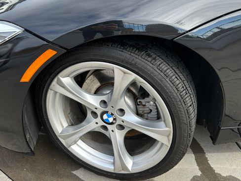 Used 2014 BMW Z4 sDrive28i image 12