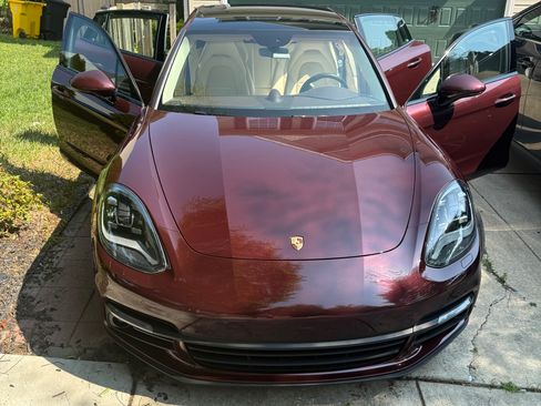 Used 2019 Porsche Panamera 4 AWD/4WD image 12