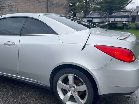Used 2009 Pontiac G6 GT FWD image 6