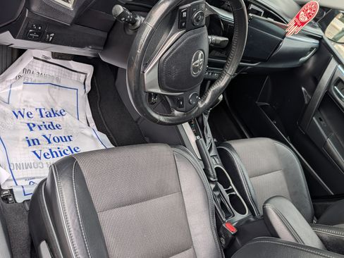 Used 2015 Toyota Corolla S image 13