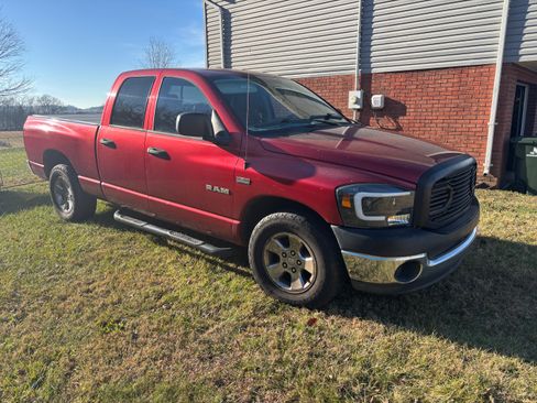 Used 2008 Dodge Ram 1500 Truck ST image 1