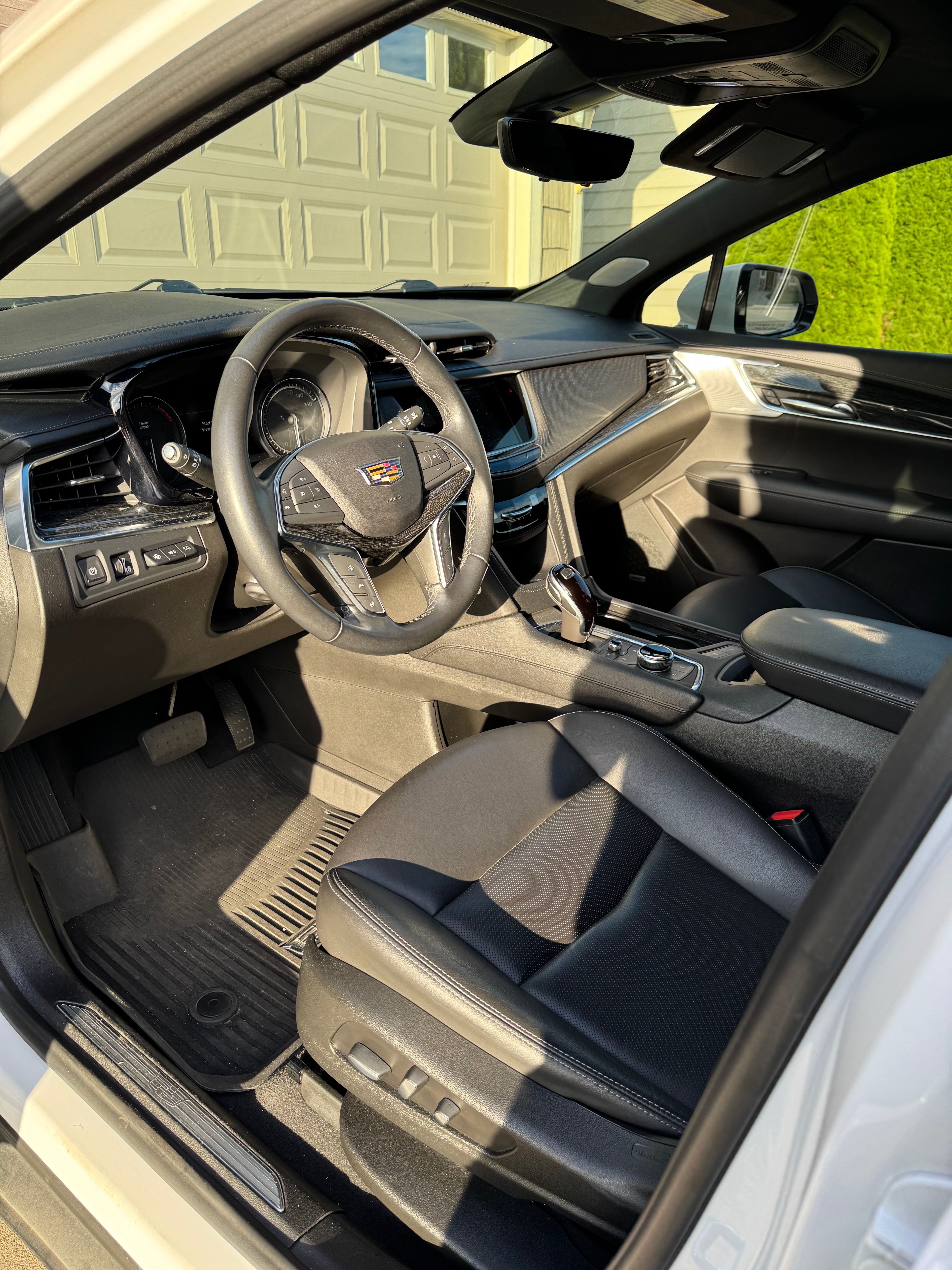 Used 2021 Cadillac XT5 Premium Luxury AWD/4WD image 8
