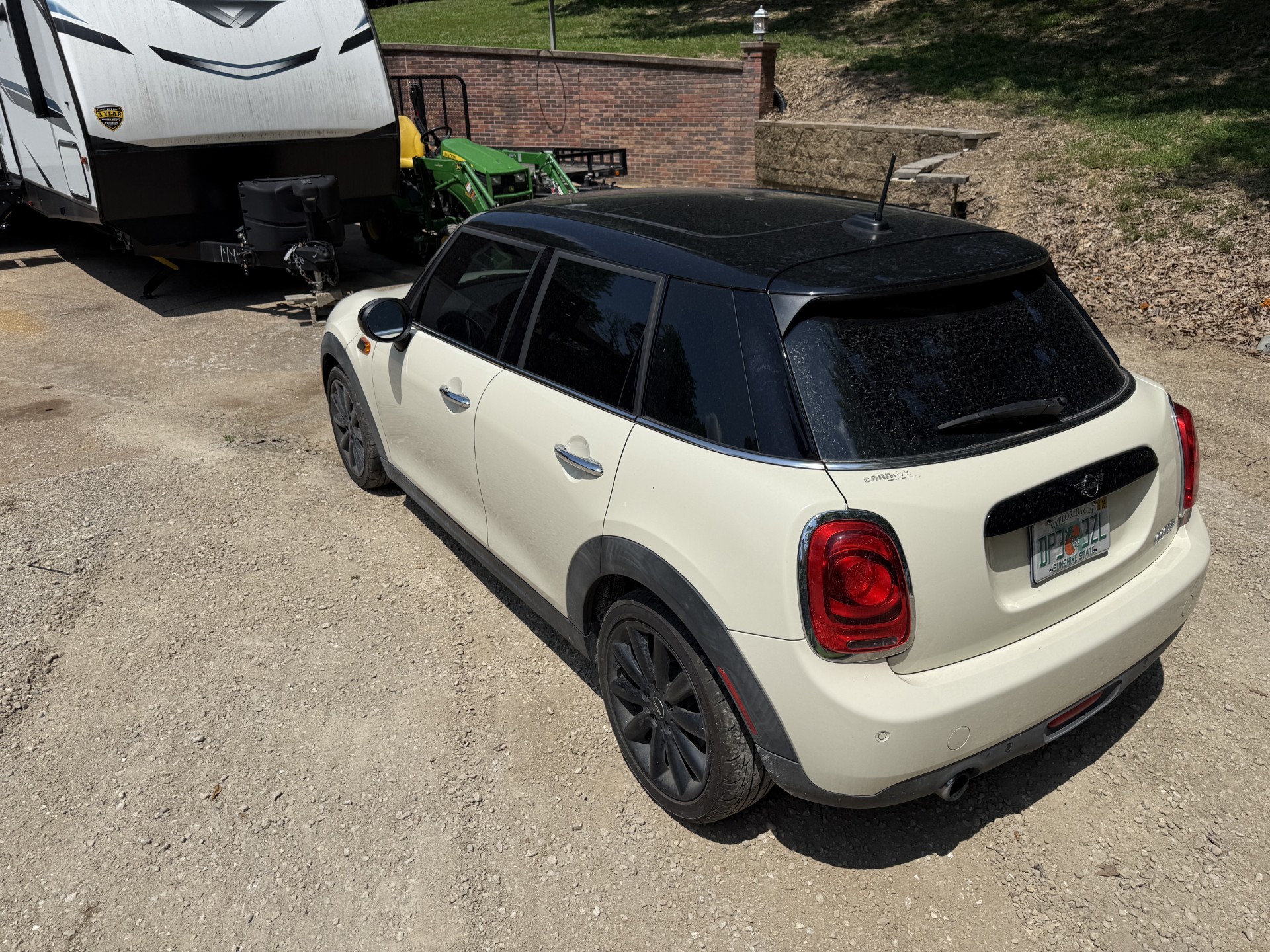 Used 2019 MINI Cooper 4-Door Hardtop FWD image 5