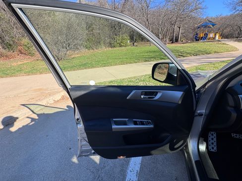 Used 2009 Subaru Forester 2.5XT Limited w/ Popular Equipment Group 1B image 18