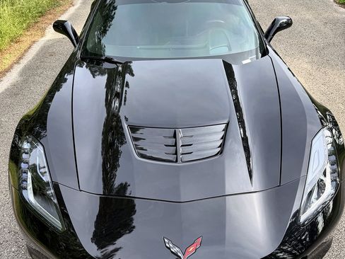 Used 2019 Chevrolet Corvette Z06 RWD image 8