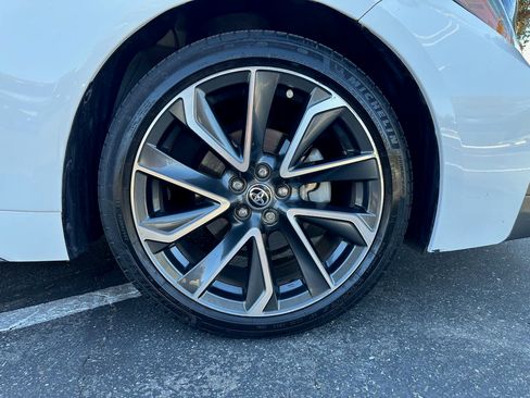 Used 2020 Toyota Corolla SE FWD image 15