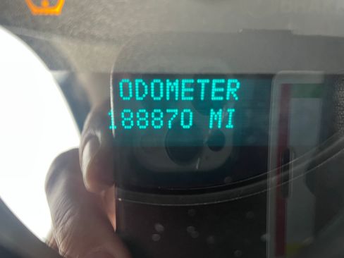 Used 2008 Chevrolet Silverado 1500 LT w/ Texas Edition image 11