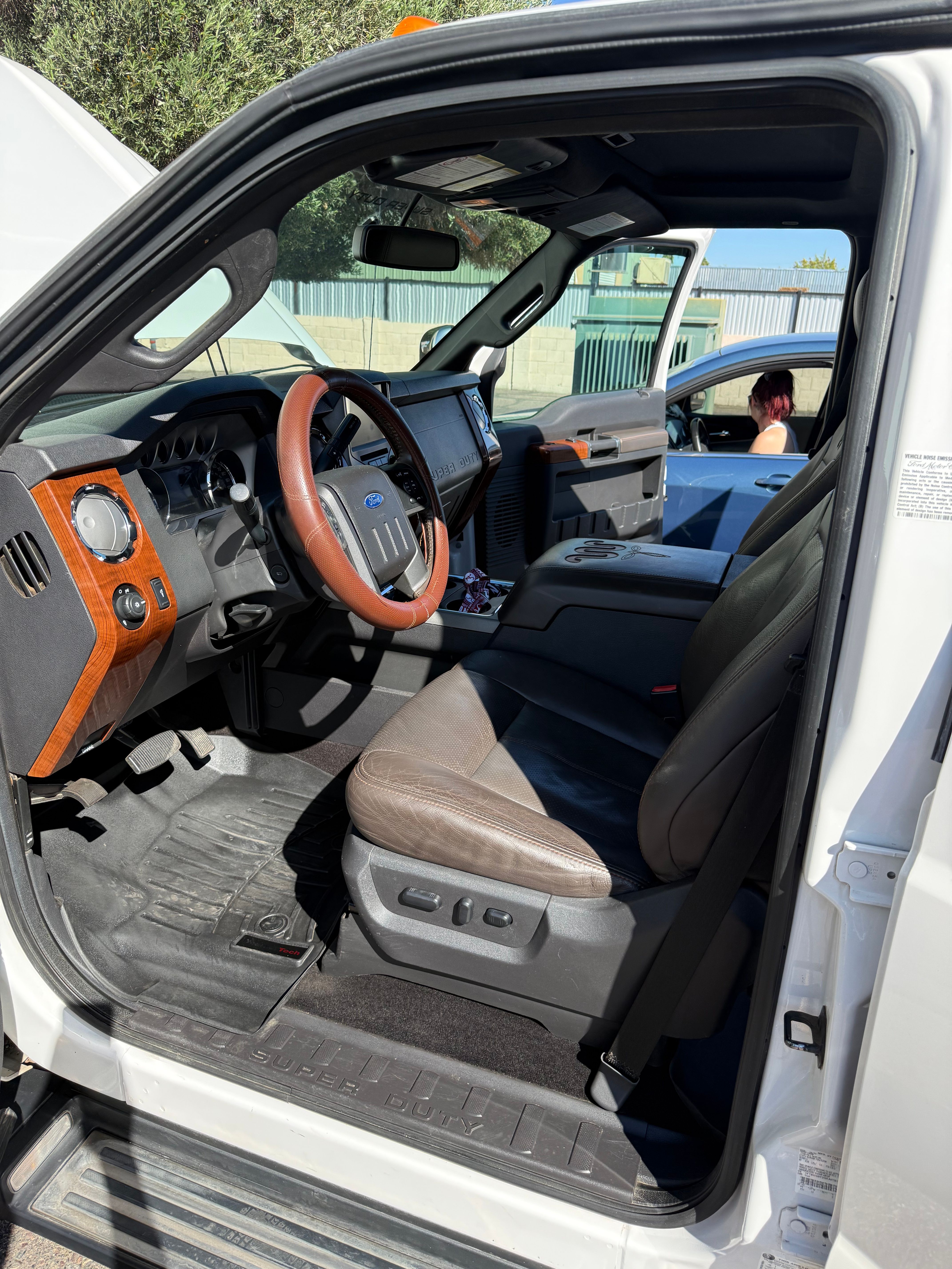 Used 2016 Ford F350 King Ranch AWD/4WD image 9