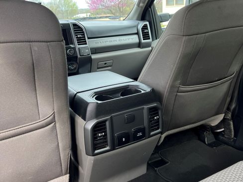 Used 2019 Ford F350 XLT w/ XLT Value Package image 4