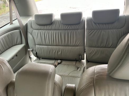 Used 2010 Honda Odyssey EX-L image 9