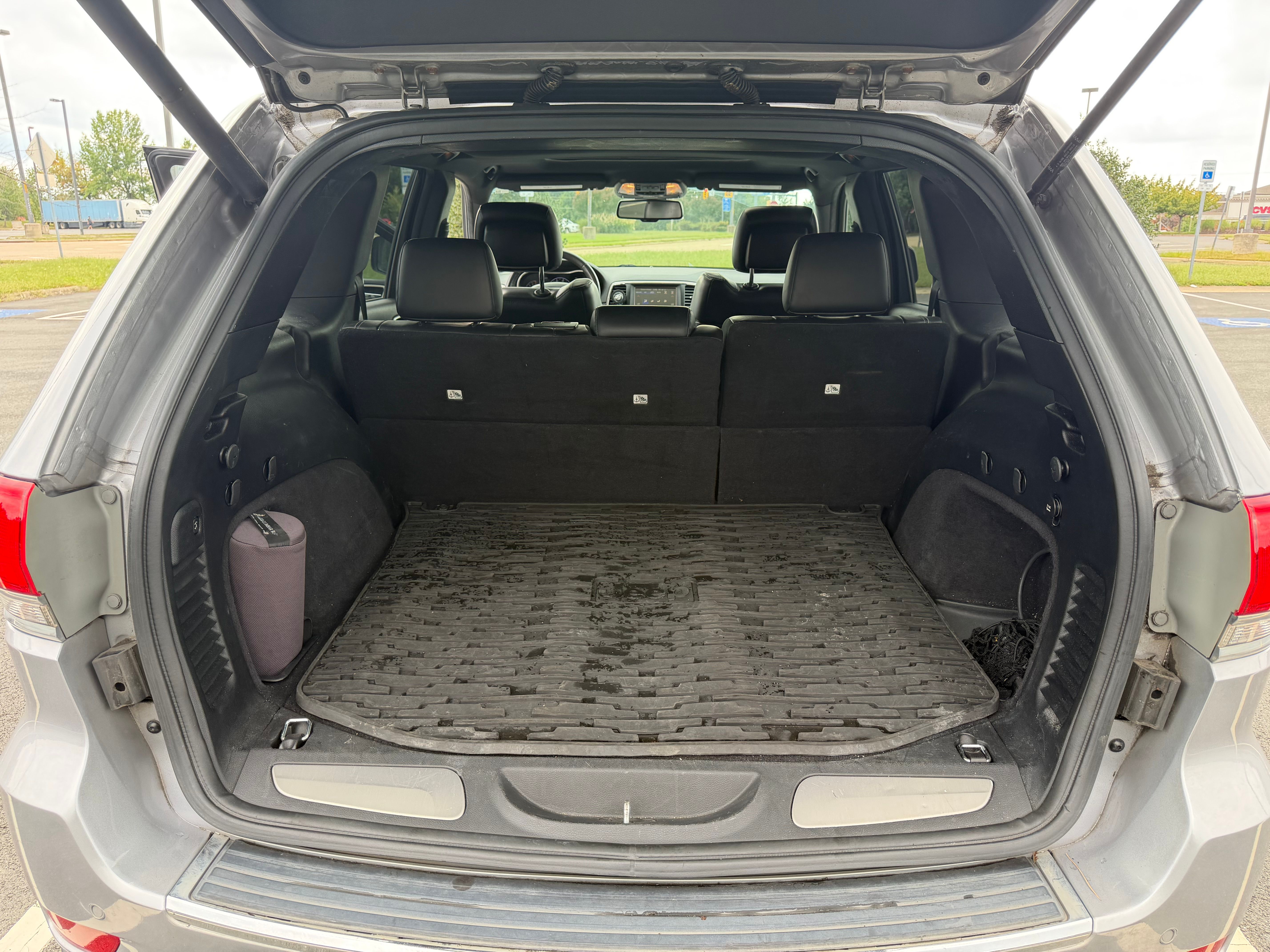 Used 2015 Jeep Grand Cherokee Limited AWD/4WD image 8