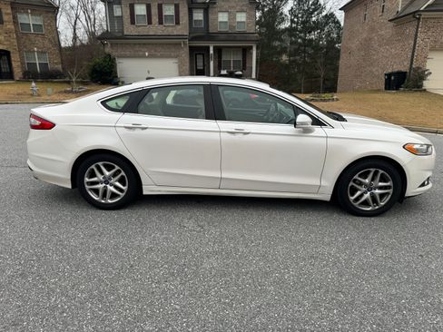 Used 2013 Ford Fusion SE image 11