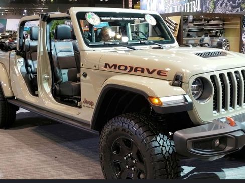 Used 2022 Jeep Gladiator Mojave w/ LED Lighting Group image 1