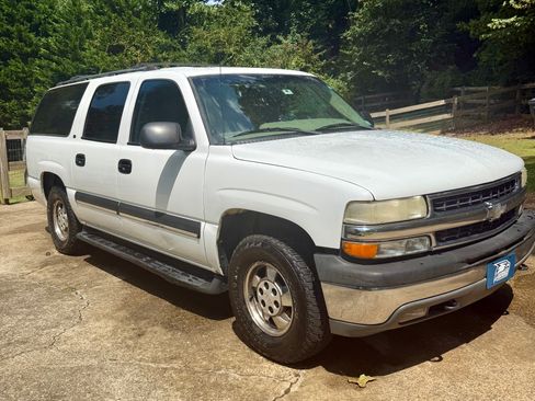 Used 2002 Chevrolet Suburban LS RWD image 11