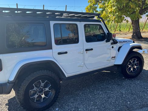 Used 2019 Jeep Wrangler Unlimited Rubicon image 6