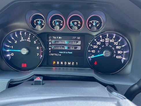 Used 2015 Ford F250 XLT w/ XLT Value Package image 8