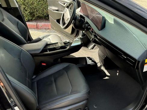 Used 2022 Kia EV6 Wind RWD image 15