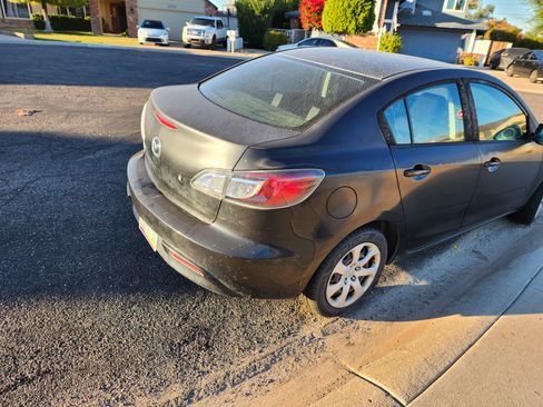 Used 2010 MAZDA MAZDA3 i Sport image 5