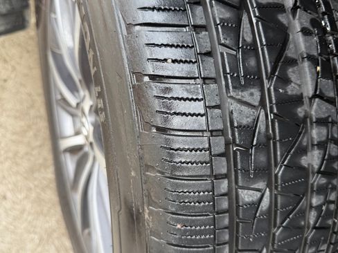 Used 2017 Toyota Highlander XLE image 18