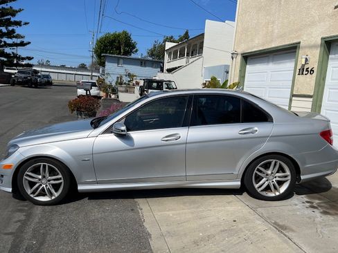 Used 2012 Mercedes-Benz C 250 Sedan image 8