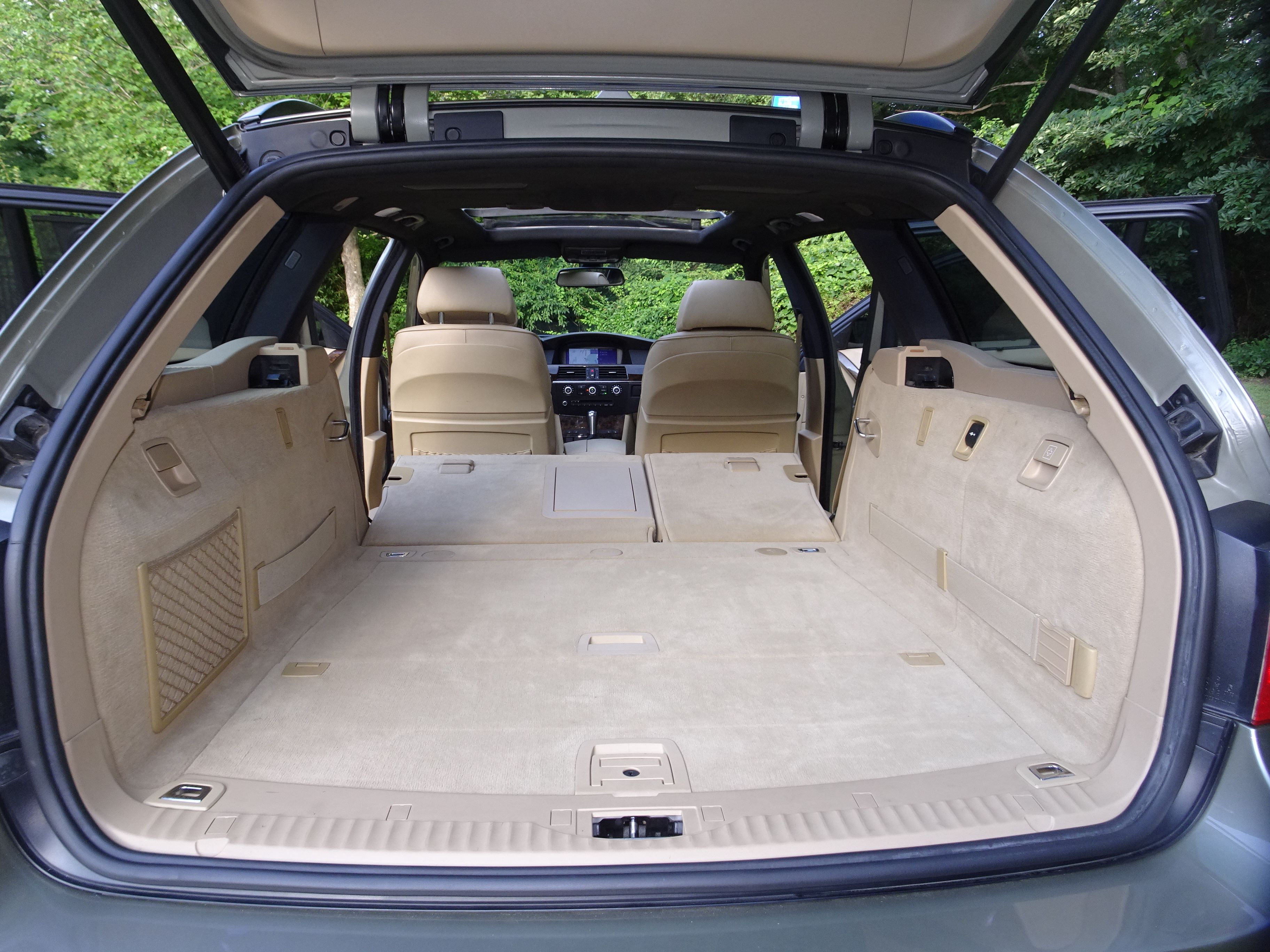 Used 2007 BMW 530xi Wagon AWD/4WD image 30