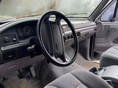 Used 1995 Ford F150 XL image 15