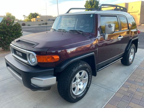 Used 2007 Toyota FJ Cruiser 4WD image 12