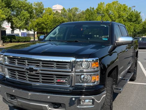Used 2014 Chevrolet Silverado 1500 LTZ Z71 w/ LTZ Plus Package AWD/4WD image 1