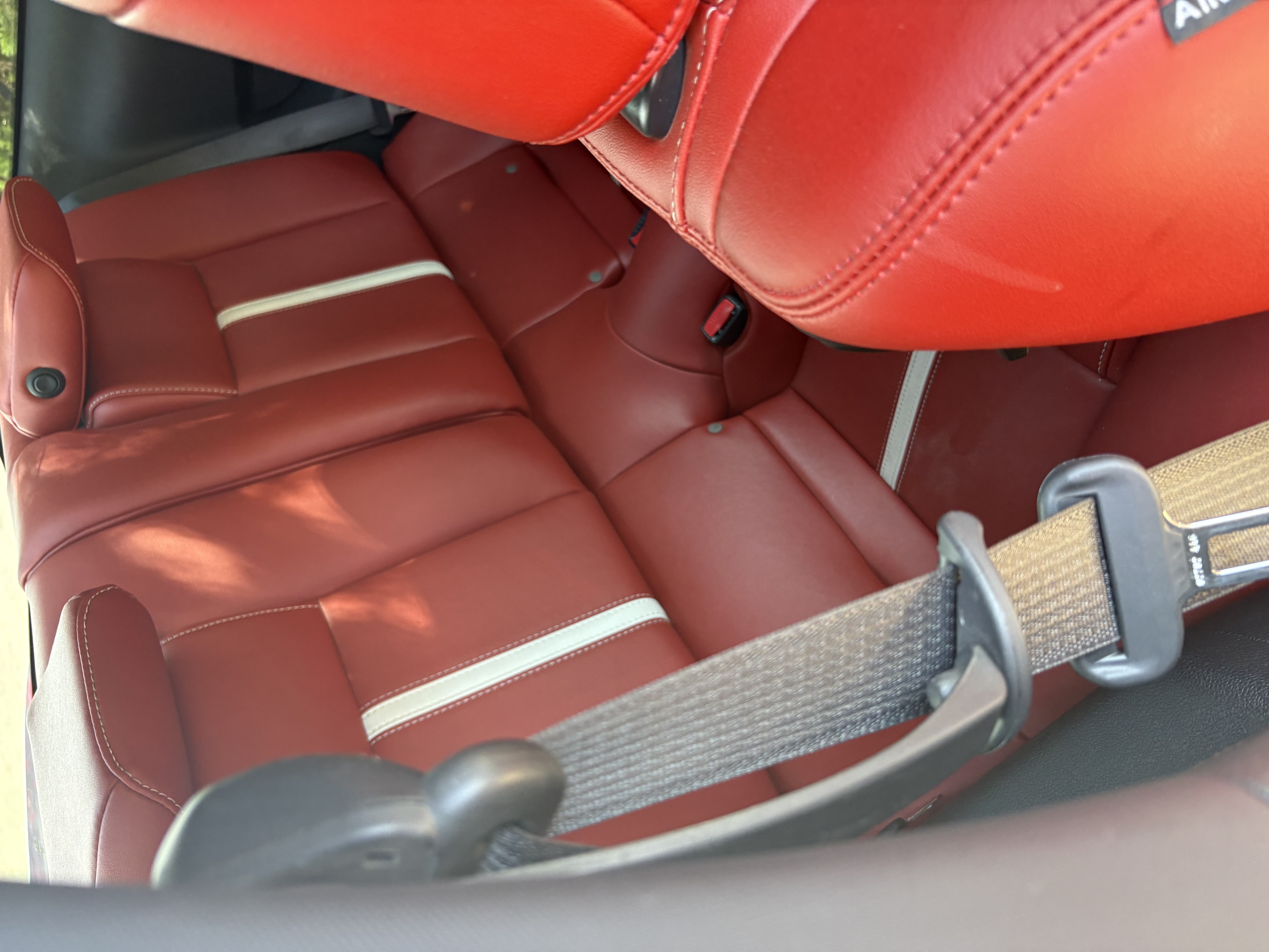 Used 2012 Ford Mustang GT Premium w/ Security Pkg RWD image 6