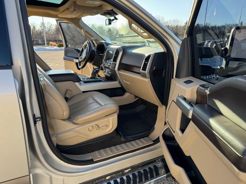 Used 2018 Ford F150 Lariat w/ Equipment Group 502A Luxury image 12