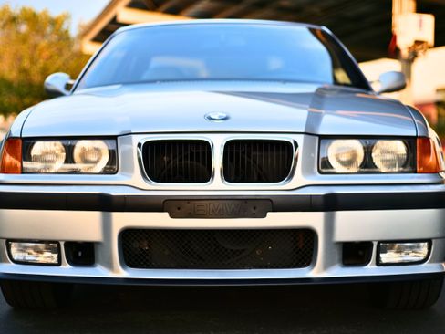 Used 1998 BMW M3 Coupe image 2