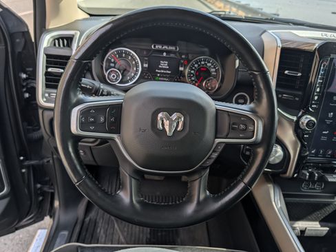 Used 2020 RAM 1500 Laramie AWD/4WD image 13