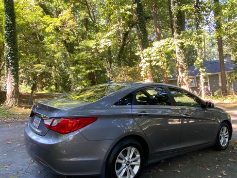 Used 2013 Hyundai Sonata GLS w/ Popular Equipment Pkg FWD image 10