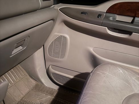 Used 2000 Ford F250 4x4 SuperCab Super Duty image 11