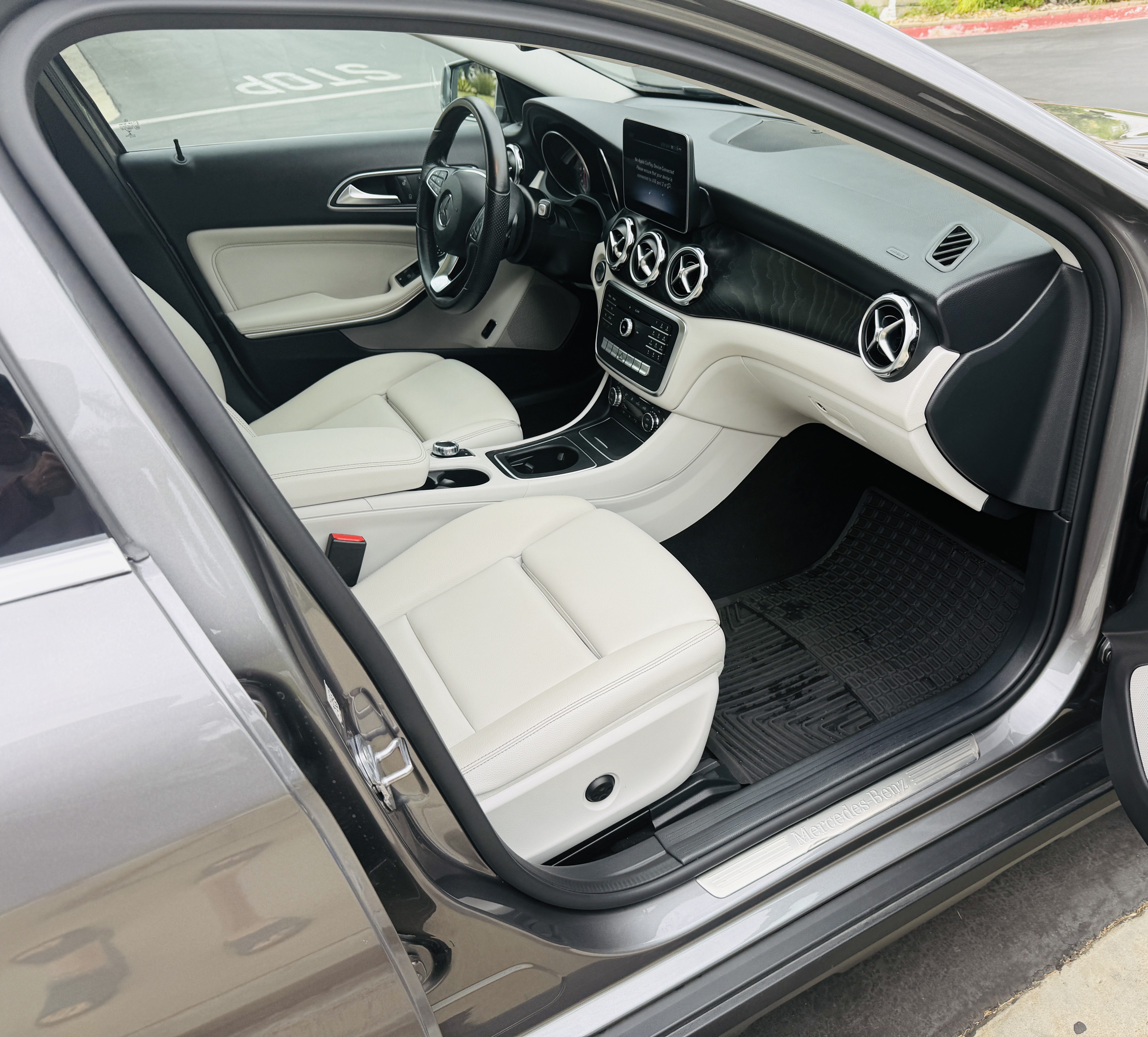 Used 2020 Mercedes-Benz GLA 250 image 15